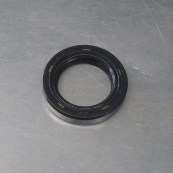 J160 Gearbox- Front Oil Seal